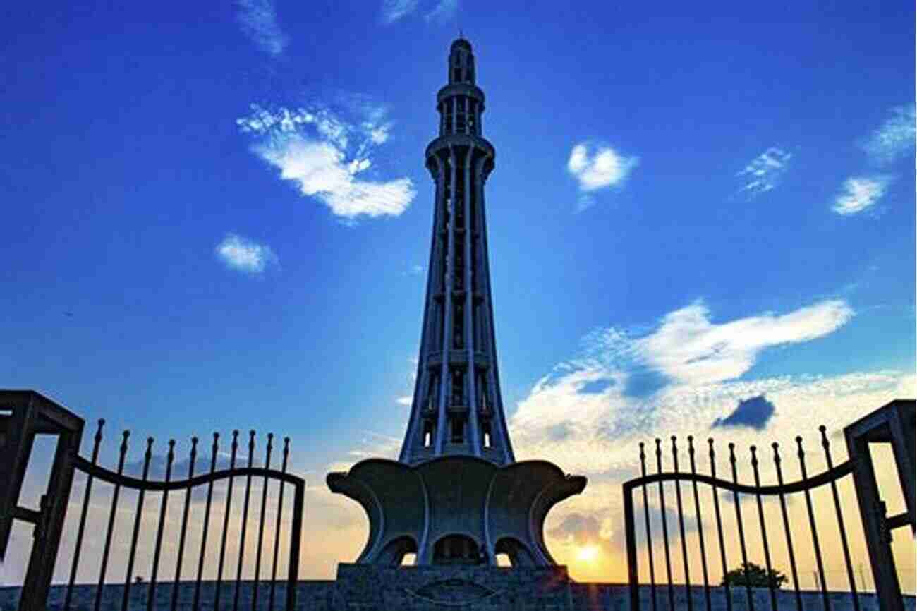 Iconic Landmarks Pakistan Culture (World Culture 3)