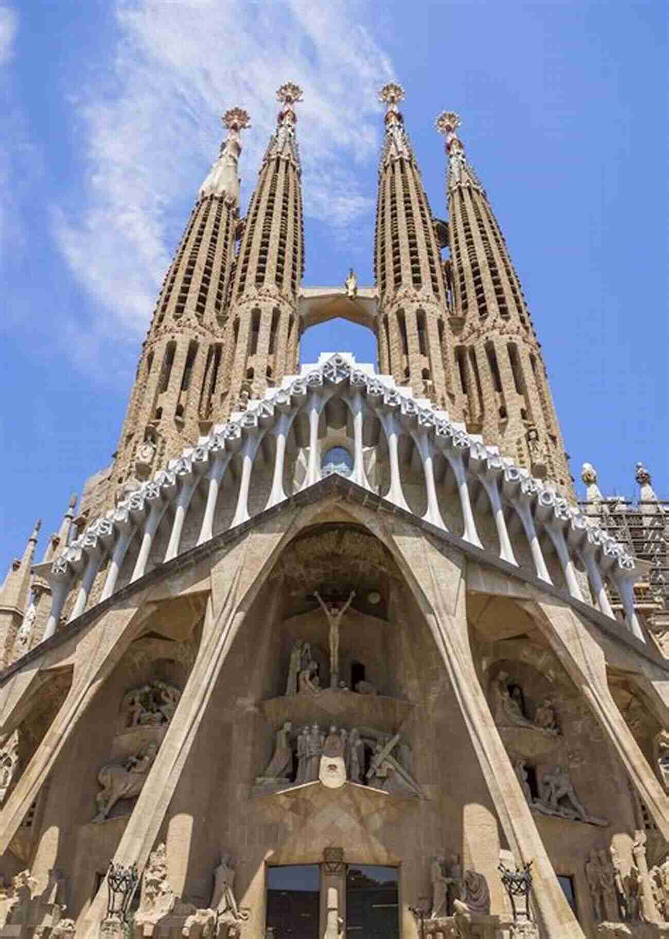 La Sagrada Familia By Antoni Gaudí Wanderlust Quilts: 10 Modern Projects Inspired By Classic Art Architecture