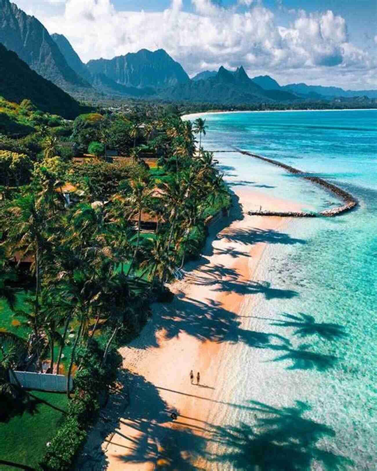 Majestic Beaches Of Hawaii Paradise Of The Pacific: Approaching Hawaii