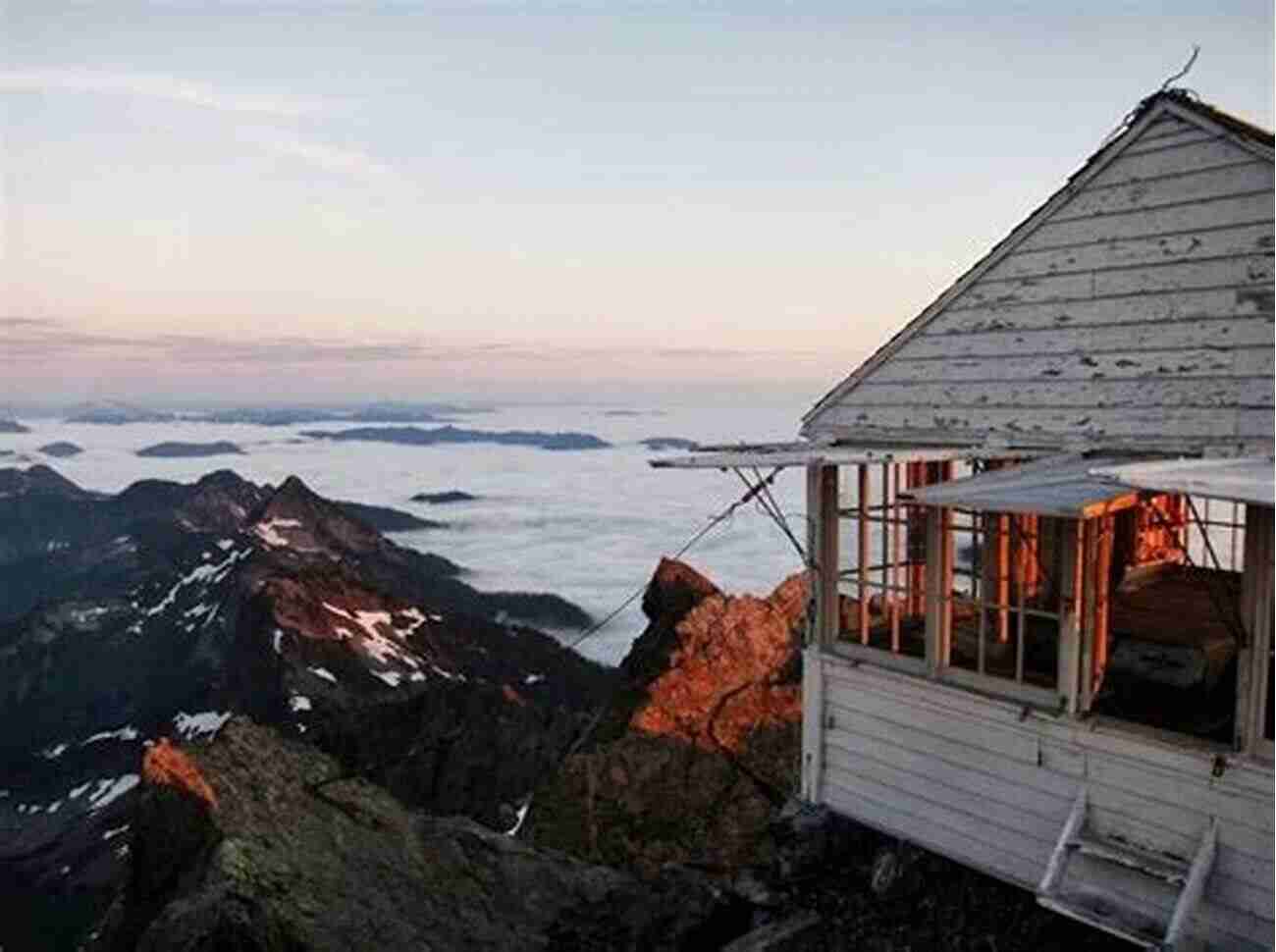 Mount Baker Fire Lookout How To Rent A Fire Lookout In The Pacific Northwest