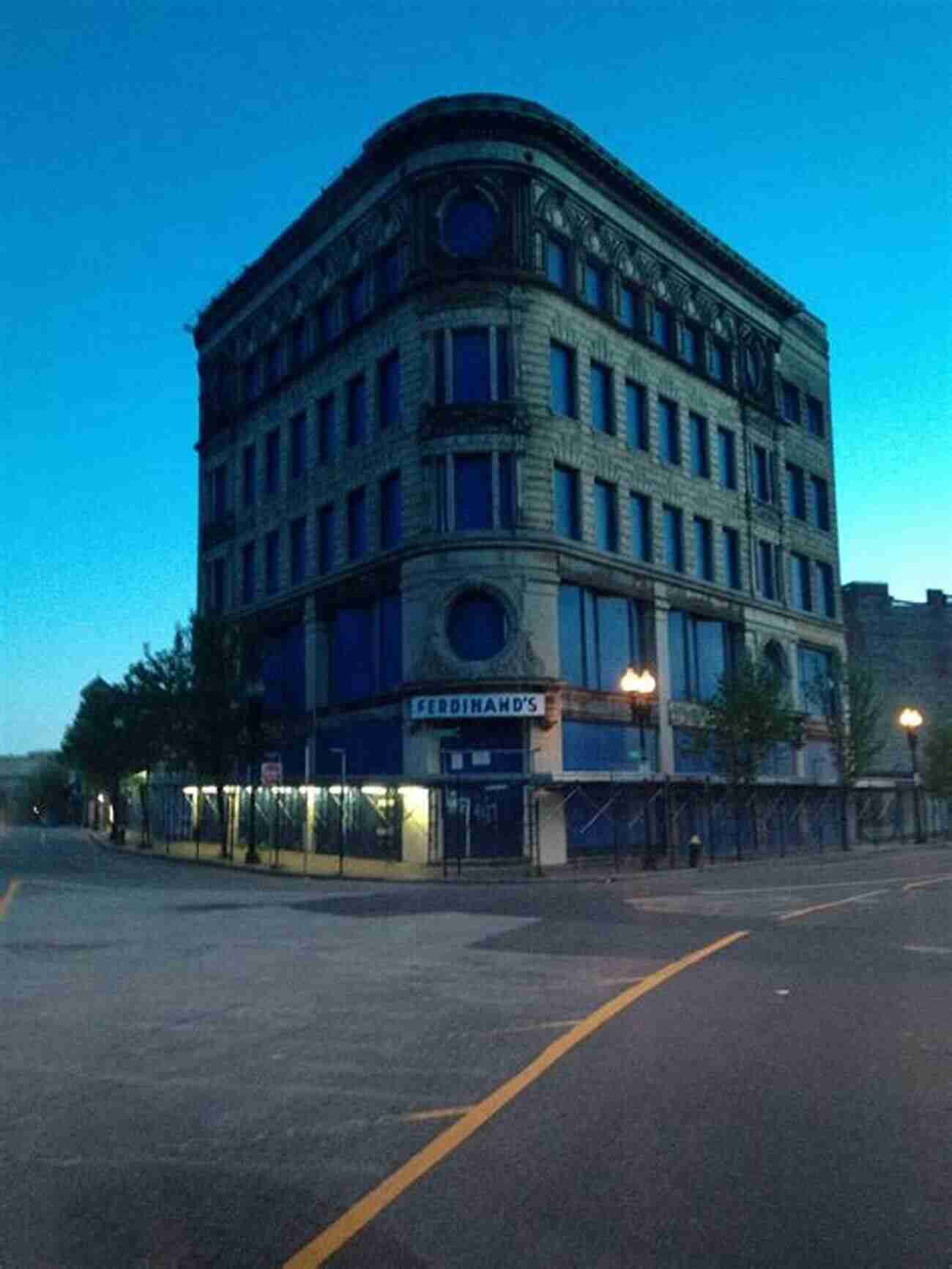 Roxbury's Abandoned Buildings And Streets Kansas Ghost Town Hunter S Guide: Volume III: North Central Kansas